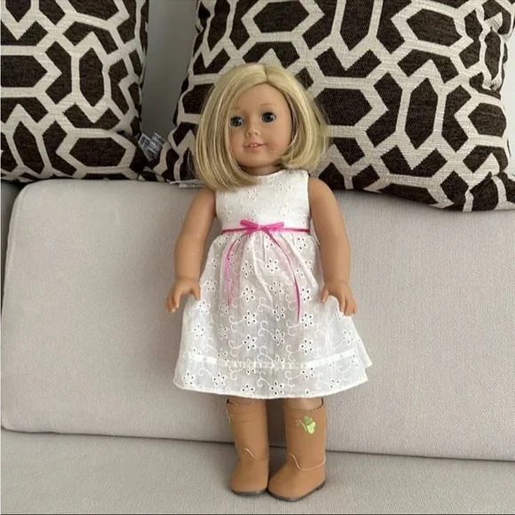 AMERICAN GIRL DOLL PLEASANT DOLL COMPANY ORIGINAL AUTHENTIC GREAT
CONDITION - Picture 1 of 11